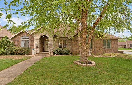 3848 W Suzanne St, Battlefield, MO, 65619-9823 | Card Image