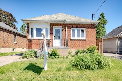 250 Mcnaughton Ave, House other with 3 bedrooms, 2 bathrooms and 2 parking in Oshawa ON | Image 2