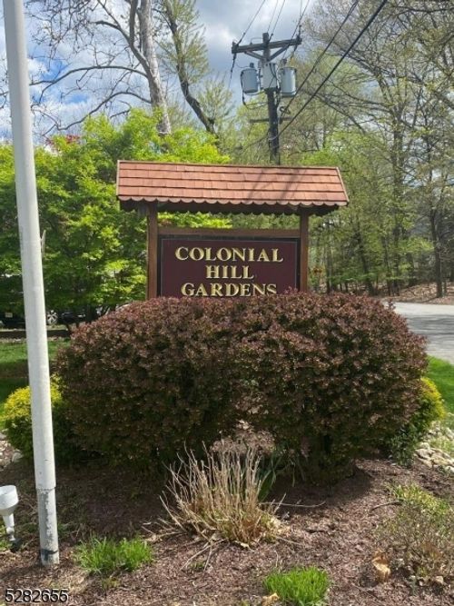 1b-1 Colonial Dr, Little Falls, NJ, 07424-1813 | Card Image