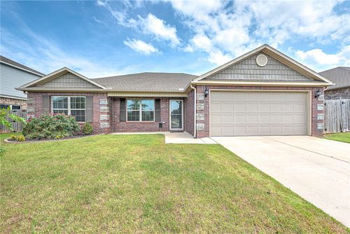 4204 Sw Comstock Ave, Bentonville, AR, 72713-7847 | Card Image