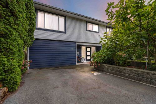 759 Morgan Rd, North Vancouver, BC, V7J1P3 | Card Image