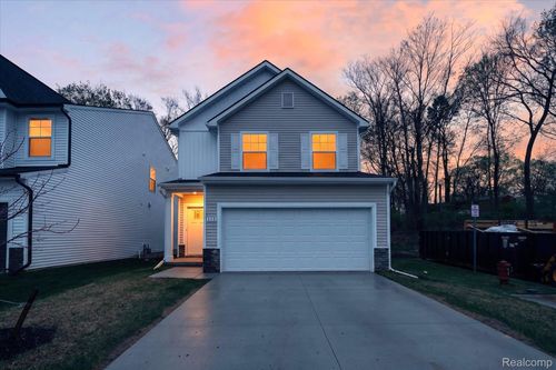 115 Parsons Lane, Saline, MI, 48176 | Card Image