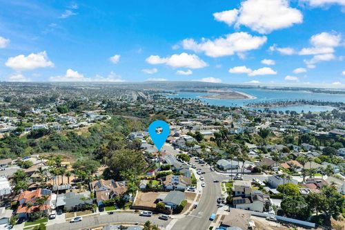 3467 Shawnee Rd, San Diego, CA, 92117-5716 | Card Image