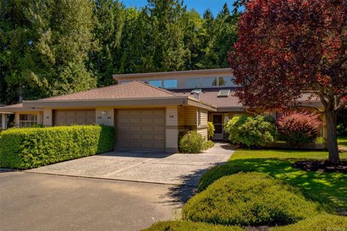 816 Lakes Blvd, Parksville, BC, V9P2P8 | Card Image
