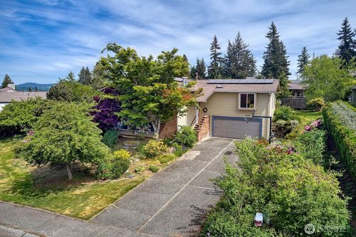 1008 W Toledo St, Bellingham, WA, 98229-2121 | Card Image