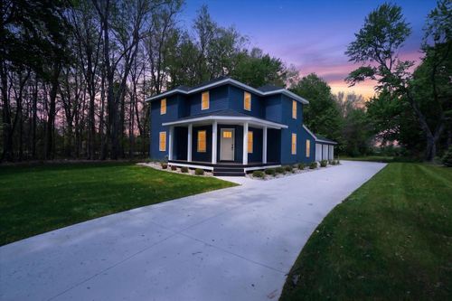 5581 E Main St, Kalamazoo, MI, 49048-5866 | Card Image