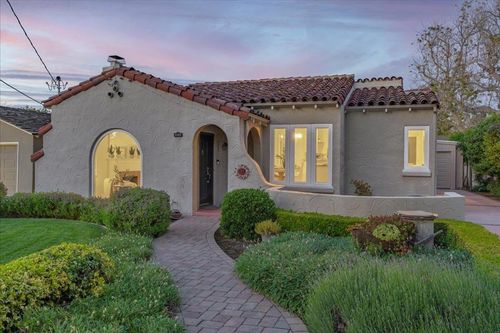 1068 Merle Ave, San Jose, CA, 95125-2323 | Card Image
