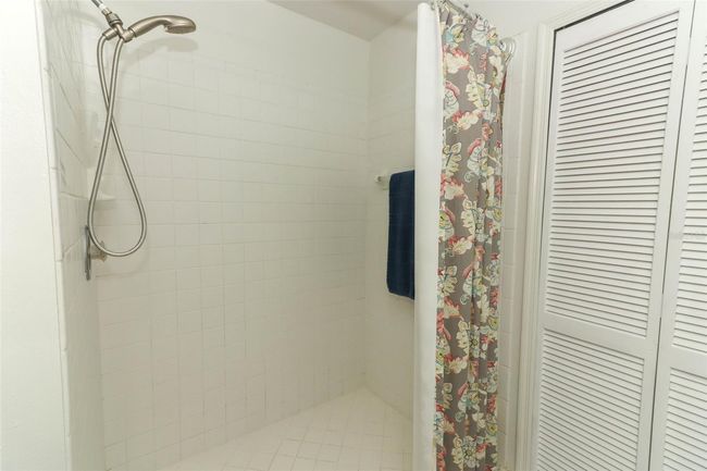 Primary. Bathroom | Image 18