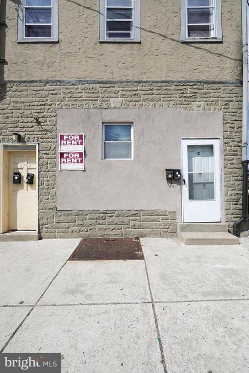 2709 Westfield Ave, CAMDEN, NJ, 08105-2433 | Card Image