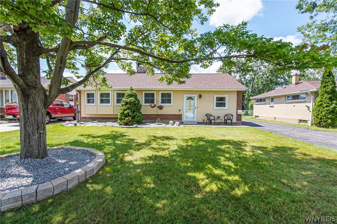 Parker Blvd, Tonawanda, NY 14150