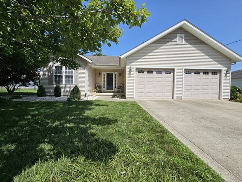 404 W Beacon Ct, Mount Vernon, IL, 62864-5778 | Card Image