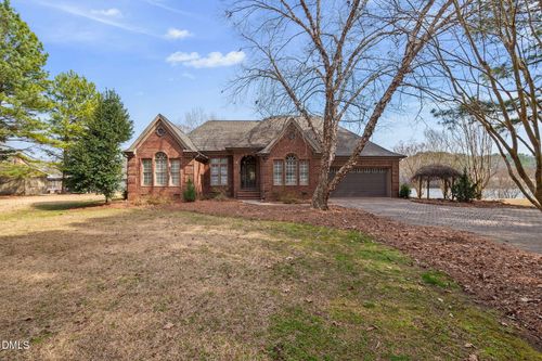 631 Cross Link Dr, Angier, NC, 27501-5833 | Card Image