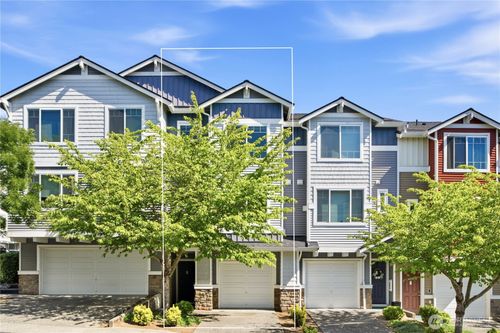 r2-15720 Manor Way, Lynnwood, WA, 98087-6255 | Card Image