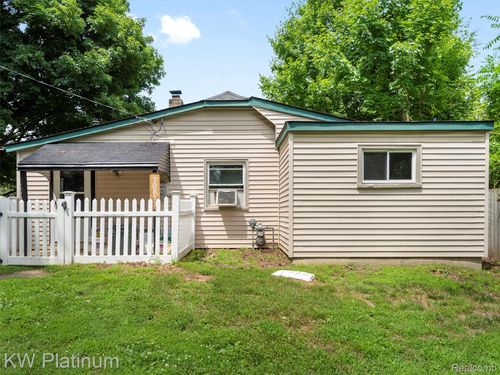 30853 Prospect St, Lenox, MI, 48048-1840 | Card Image