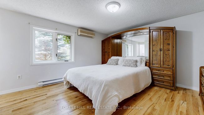 46 Maplewood Dr, House other with 5 bedrooms, 3 bathrooms and 5 parking in Amaranth ON | Image 13