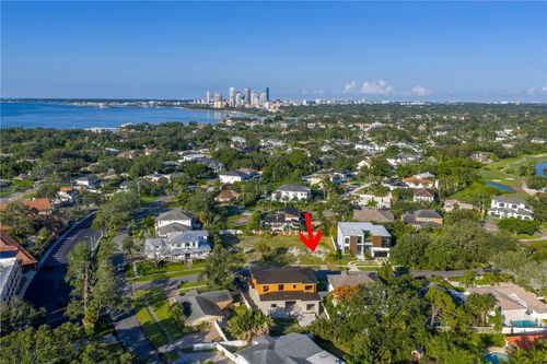 700 Alda Way Ne, St Petersburg, FL, 33704-3004 | Card Image