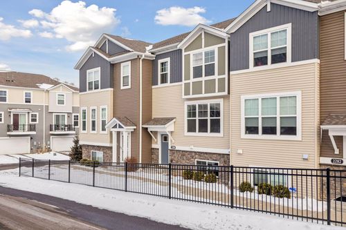 2280 Polar Way, North Saint Paul, MN, 55109-1774 | Card Image