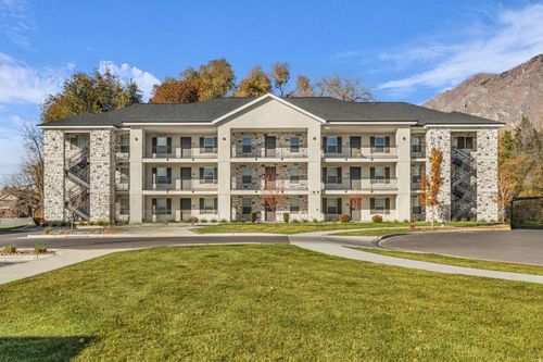 f303-490 S 100 W, Springville, UT, 84663-1897 | Card Image