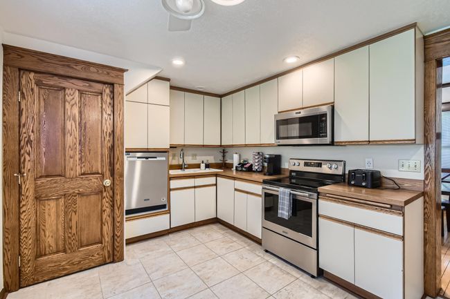 Kitchen | Image 7