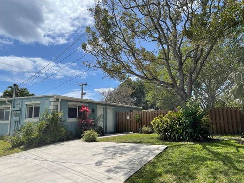 west-701 Se 4th St, Boynton Beach, FL, 33435-5601 | Card Image