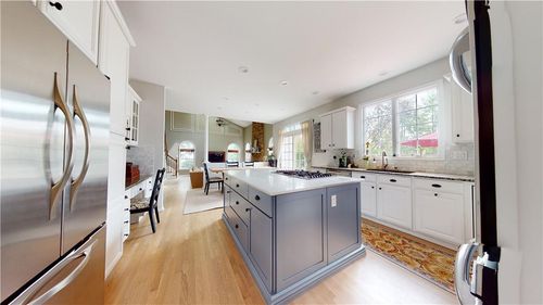 3406 Courtney Dr, Center Valley, PA, 18034-8106 | Card Image