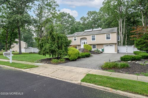 24 Claire Cir, Howell, NJ, 07731-1339 | Card Image