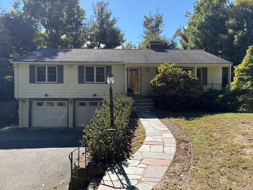 94 Concord Ave, Lexington, MA, 02421-8204 | Card Image