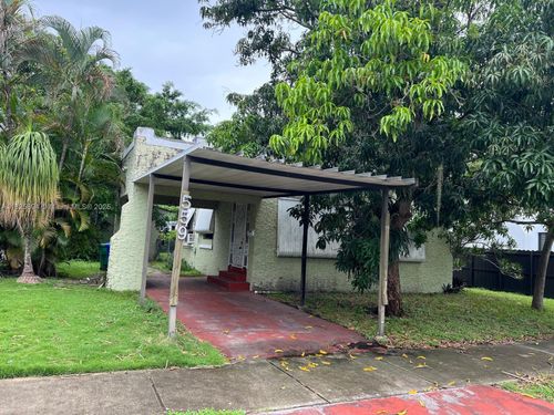559 Nw 44th St, Miami, FL, 33127-2656 | Card Image