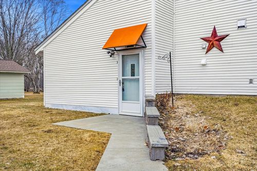 30120 Akerson St, Lindstrom, MN, 55045-9561 | Card Image