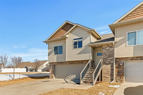 218 Prairie Rose Ln, Solon, IA, 52333 | Card Image