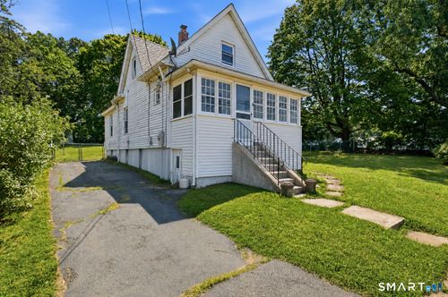 19 Homestead St, Manchester, CT, 06042-3024 | Card Image