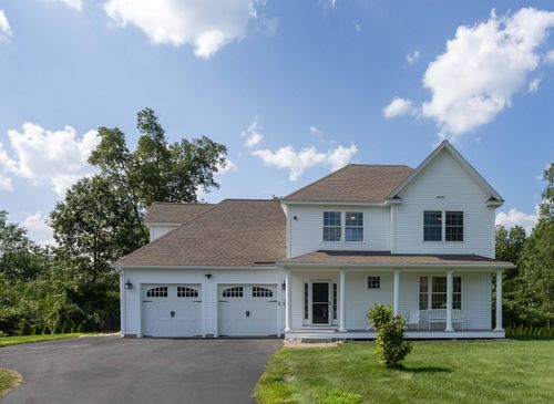 143 Jenkins Farm Rd, Chester, NH, 03036-4405 | Card Image