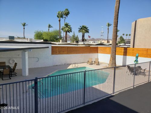 28a-1330 E Highland Avenue, Phoenix, AZ, 85014 | Card Image
