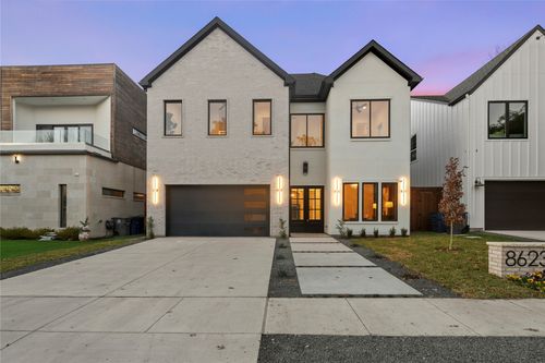 8623 San Fernando Way, Dallas, TX, 75218-4030 | Card Image