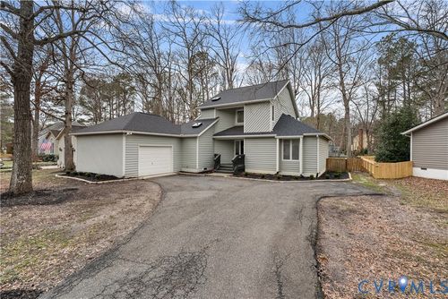 2402 Copper Hill Ct, Midlothian, VA, 23112-4153 | Card Image
