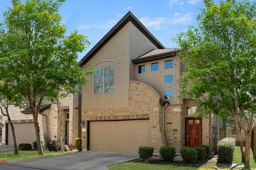 4-2001 Faro Dr, Austin, TX, 78741-3341 | Card Image