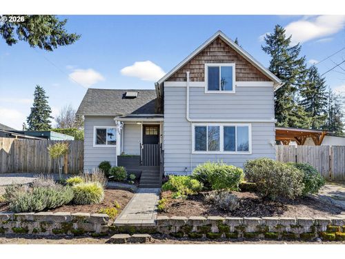 304 Warner St, Oregon City, OR, 97045-3722 | Card Image
