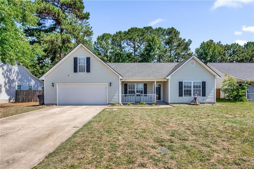 3698 Pioneer Dr, Hope Mills, NC, 28348-9346 | Card Image