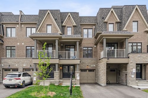 92 William Shearn Cres, Markham, ON, L6C3J4 | Card Image