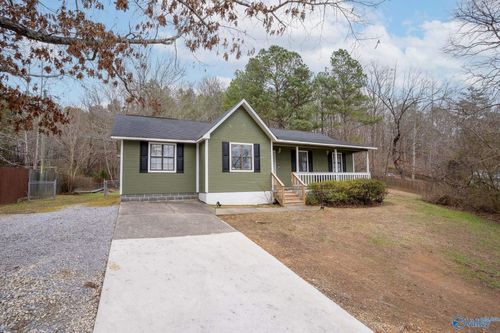 596 Angel Dr S, Jacksonville, AL, 36265-5775 | Card Image