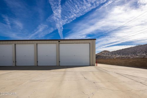 b16-and-c16-3400 Sweetwater Ave, Lake Havasu City, AZ, 86406-9019 | Card Image