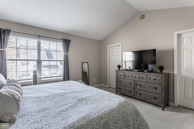 Primary upstairs bedroom. | Image 17