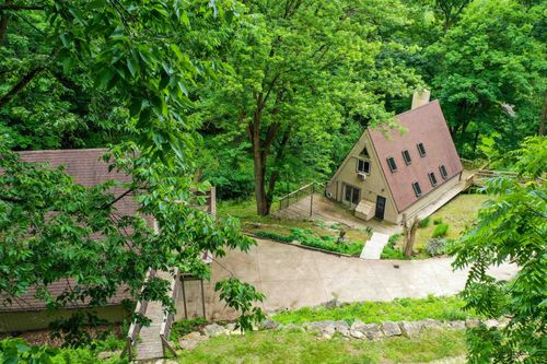 1002 Tanglewood Dr, Mc Gregor, IA, 52157-8695 | Card Image