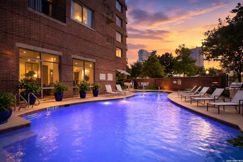 apt-804-215 Center St, San Antonio, TX, 78202-2764 | Card Image