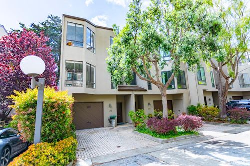 150 S Lake Merced Hls, San Francisco, CA, 94132-2935 | Card Image