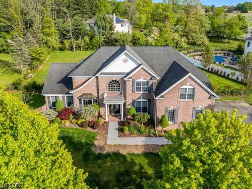 4 Greenbriar Ct, Flanders, NJ, 07836-4022 | Card Image