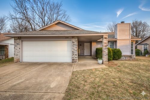 13209 S 85th East Place, Bixby, OK, 74008 | Card Image