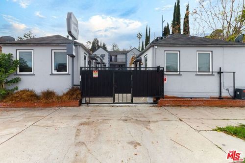2-11472 Ventura Blvd, Sherman Oaks, CA, 91403-3216 | Card Image