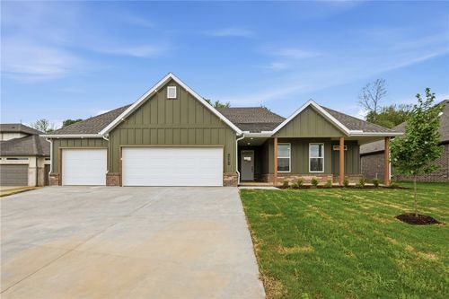 1301 Bunker Dr, Pea Ridge, AR, 72751-4040 | Card Image