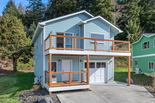 806 Salmonberry Ct, Garibaldi, OR, 97118-1115 | Card Image